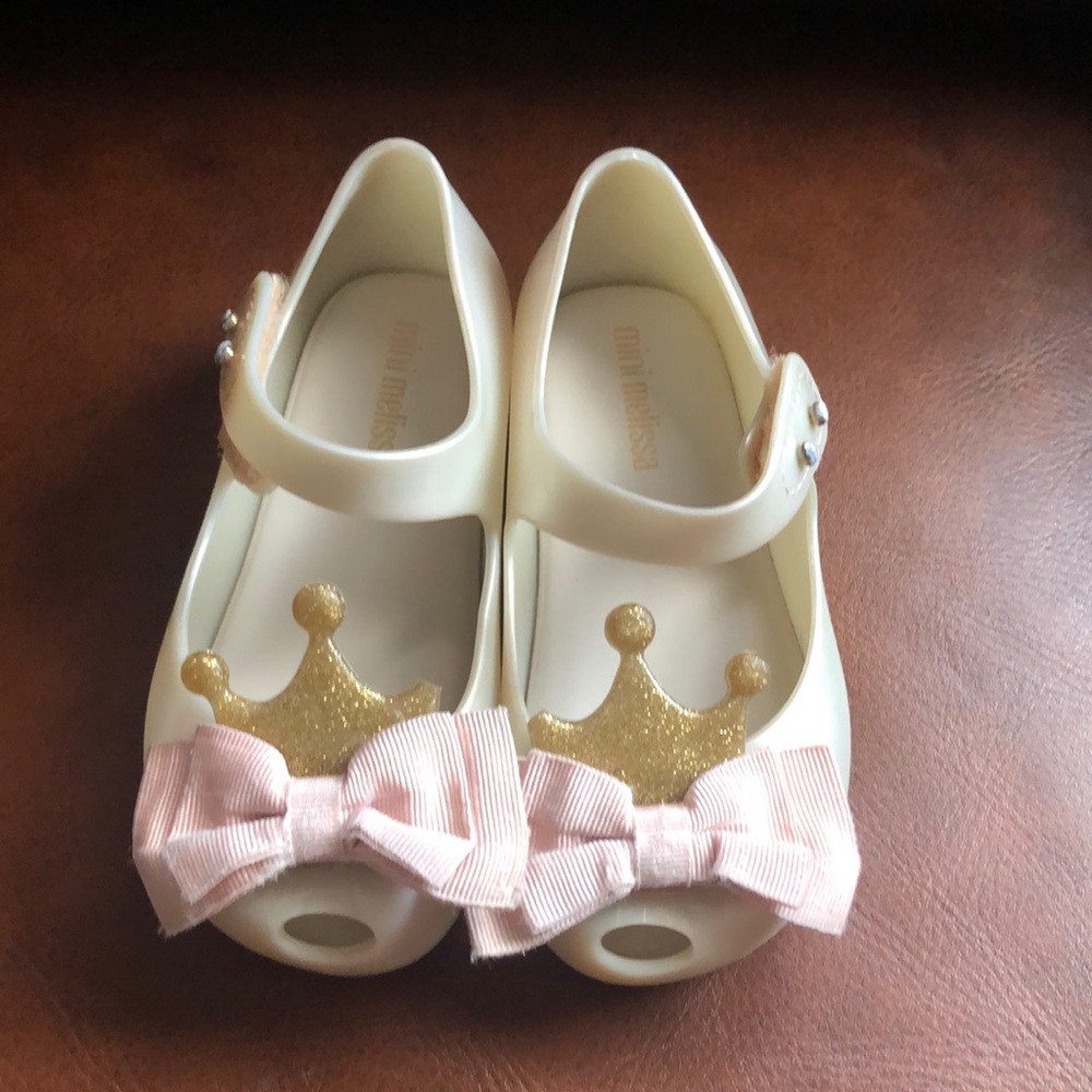 Princess Mini Melissa’s. Pearly white with gold
